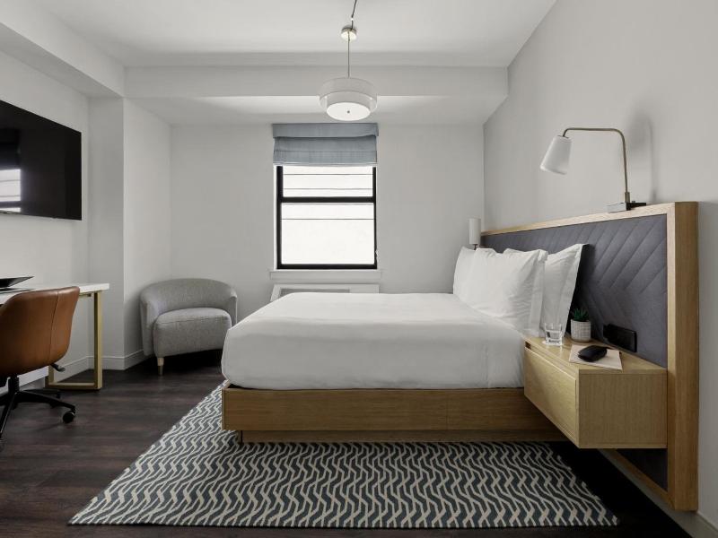 Club Quarters Times Square Midtown image