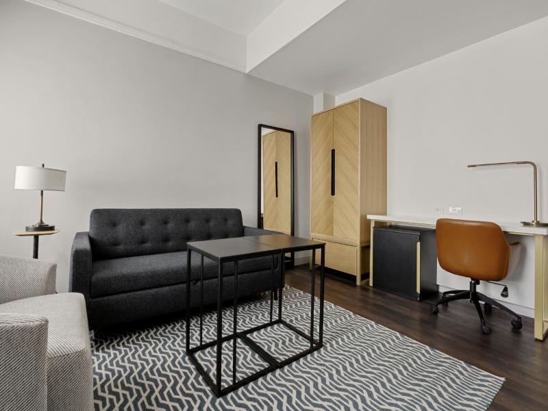Club Quarters Times Square Midtown image