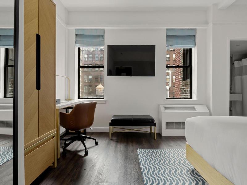 Club Quarters Times Square Midtown image