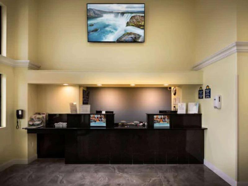 Days Inn By Wyndham Wayne image