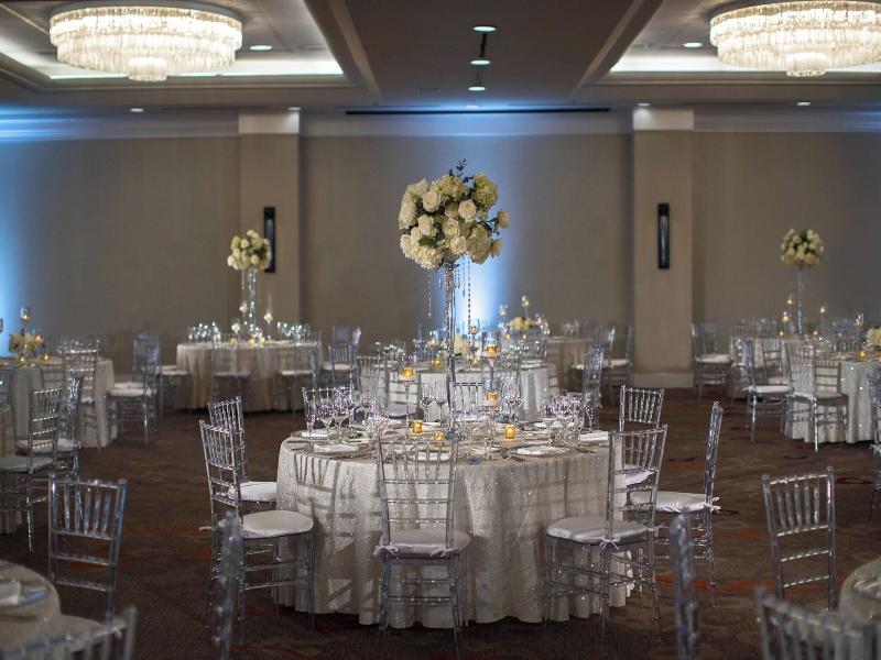The Baronette Renaissance Detroit-Novi Hotel image