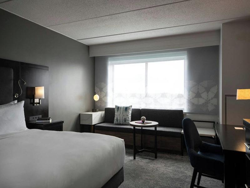The Baronette Renaissance Detroit-Novi Hotel image