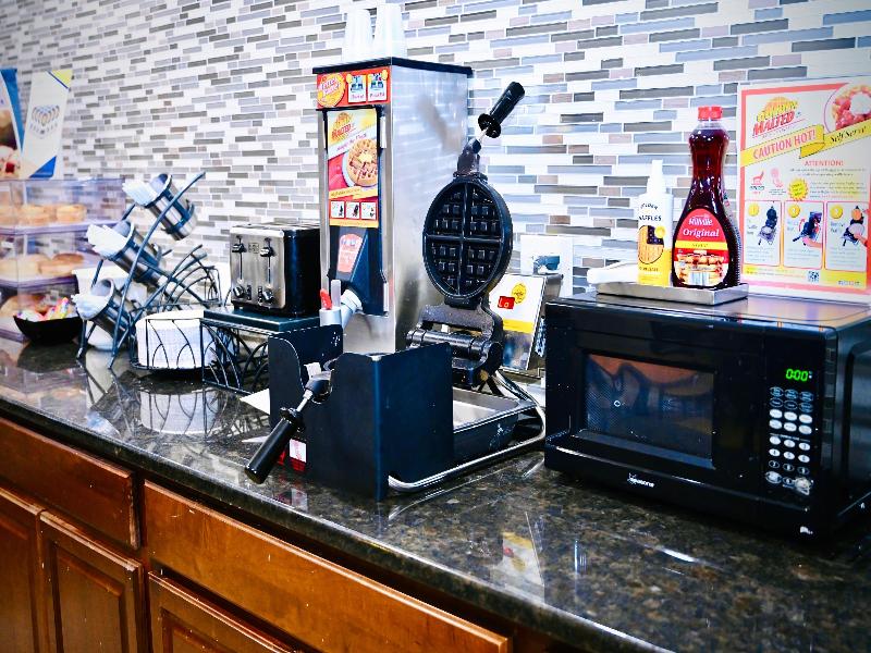Microtel Inn & Suites By Wyndham Murfreesboro image