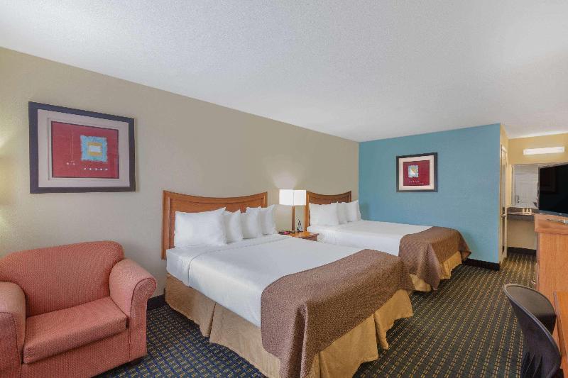 Days Inn By Wyndham Natchitoches image