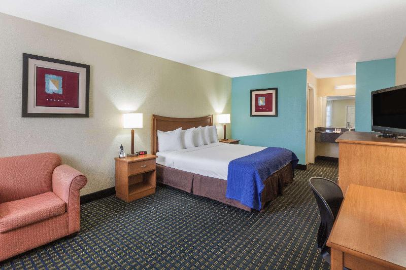Days Inn By Wyndham Natchitoches image