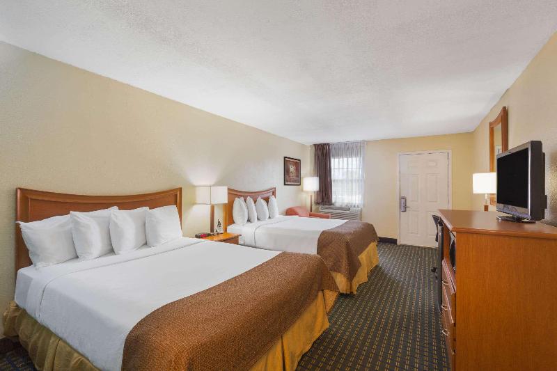 Days Inn By Wyndham Natchitoches image