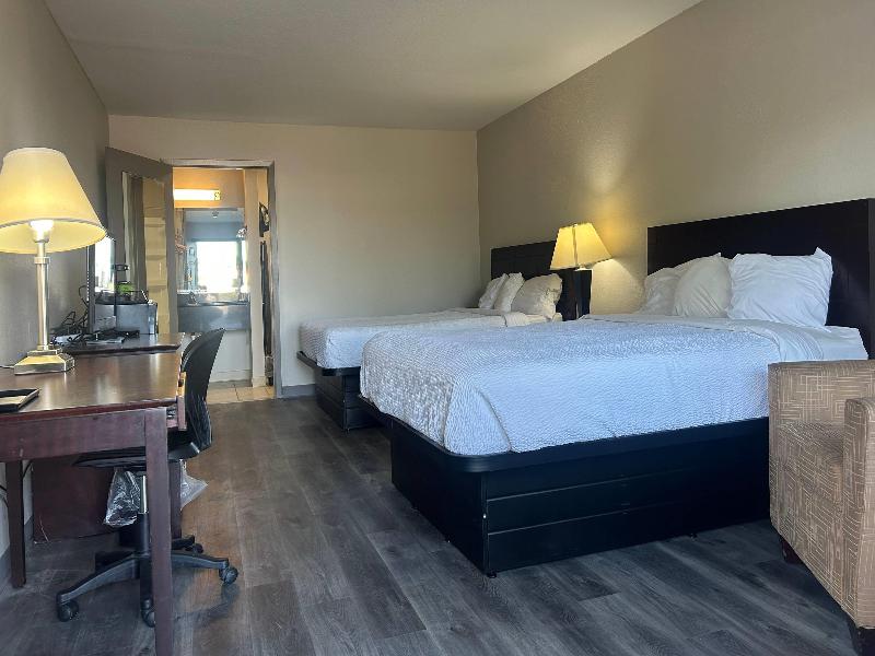 Days Inn By Wyndham Natchitoches image