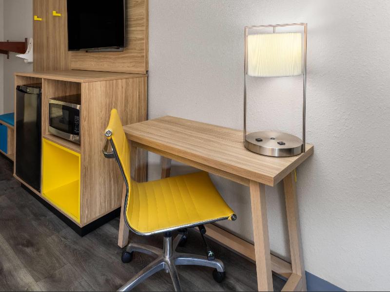 Days Inn By Wyndham Natchitoches image