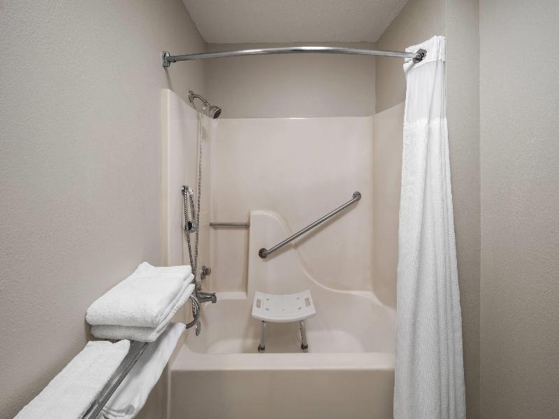 Days Inn By Wyndham Natchitoches image
