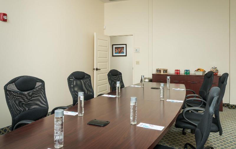 Fairfield Inn & Suites By Marriott New Bedford image