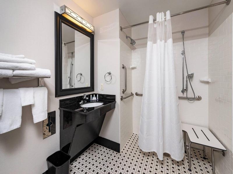 Fairfield Inn & Suites By Marriott New Bedford image