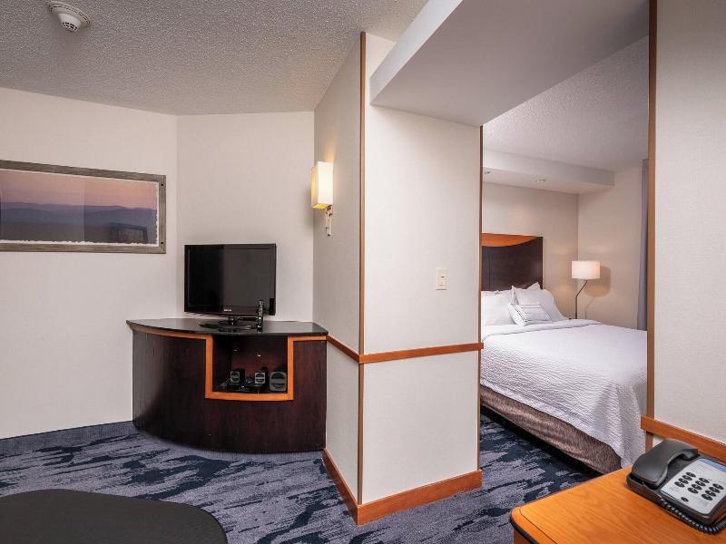 Fairfield Inn & Suites By Marriott New Bedford image