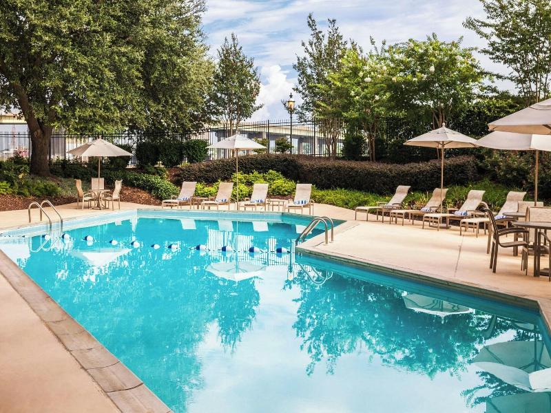 Sheraton Norfolk Waterside image