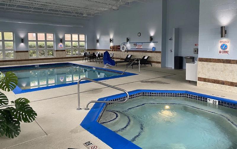 Holiday Inn Express Wixom image