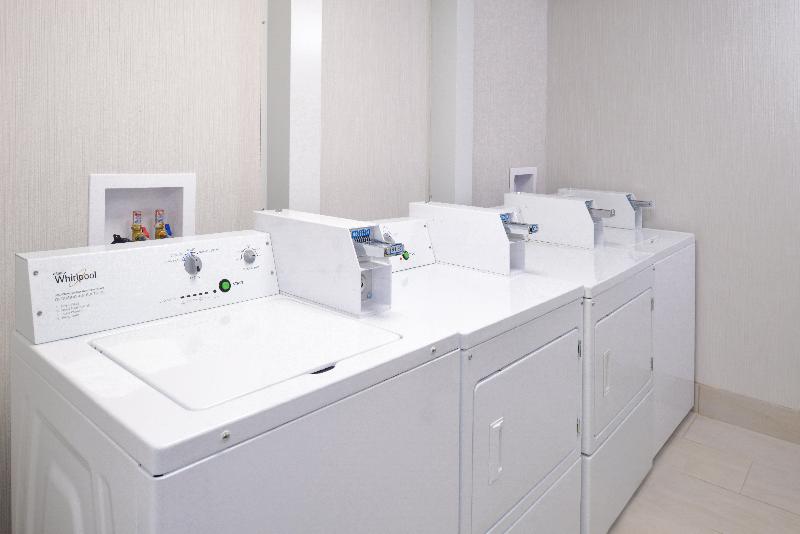 Holiday Inn Express Wixom image