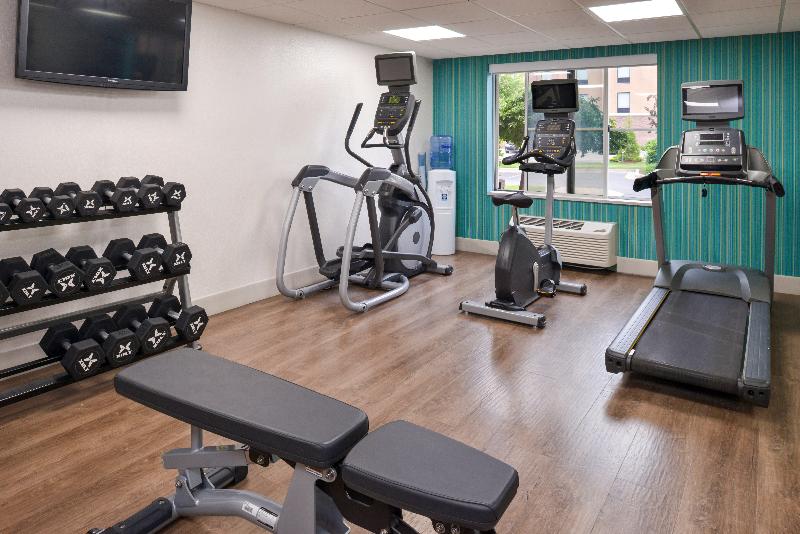 Holiday Inn Express Wixom image