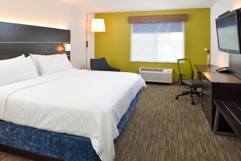 Holiday Inn Express Wixom photo 22