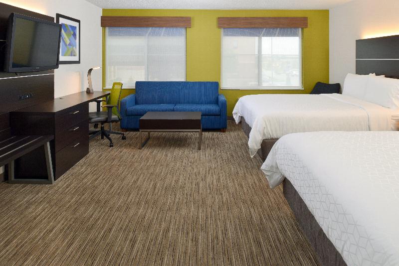 Holiday Inn Express Wixom photo 17