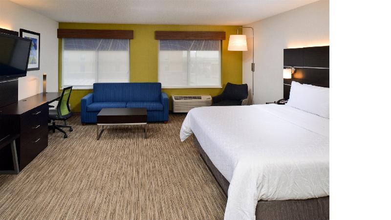 Holiday Inn Express Wixom image