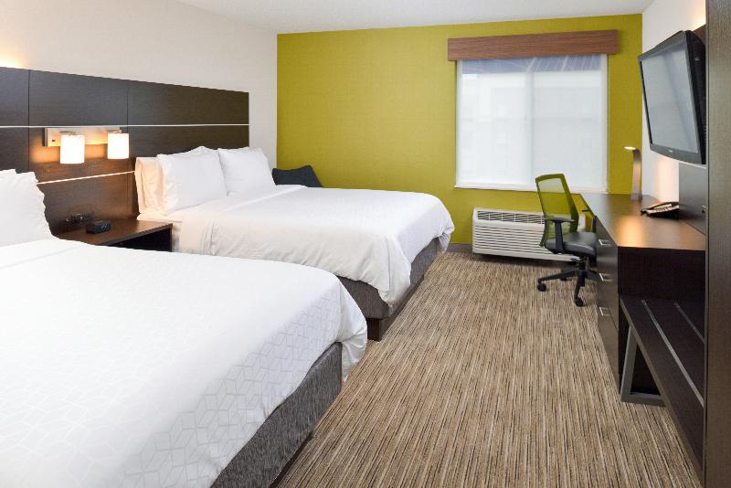 Holiday Inn Express Wixom image