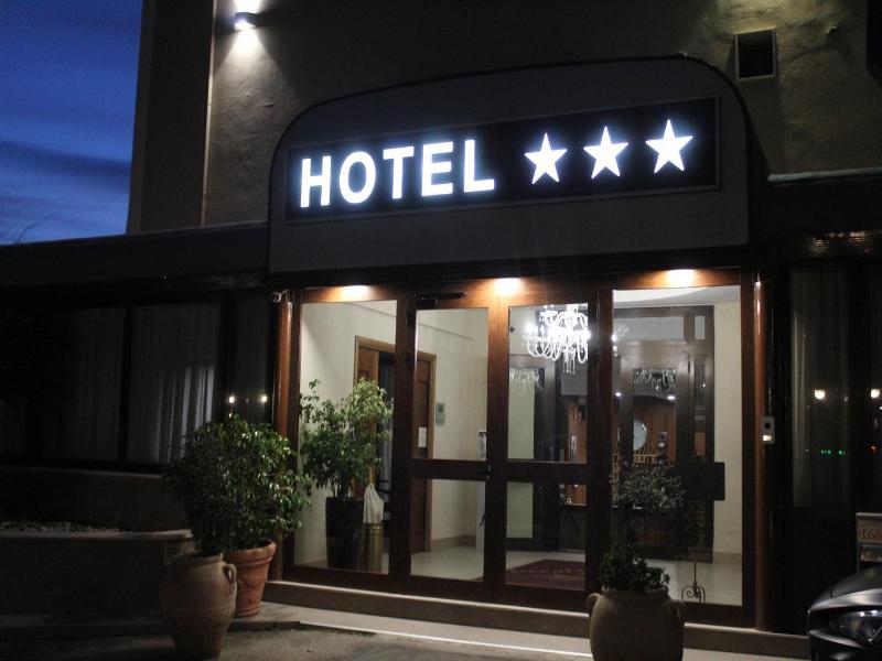 Hotel Pisani image