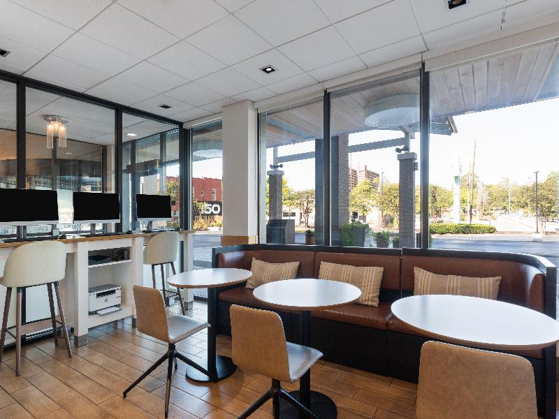 Holiday Inn Nashville-Vanderbilt (Dwtn) image