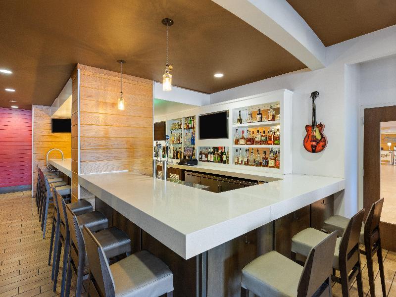 Holiday Inn Nashville-Vanderbilt (Dwtn) image