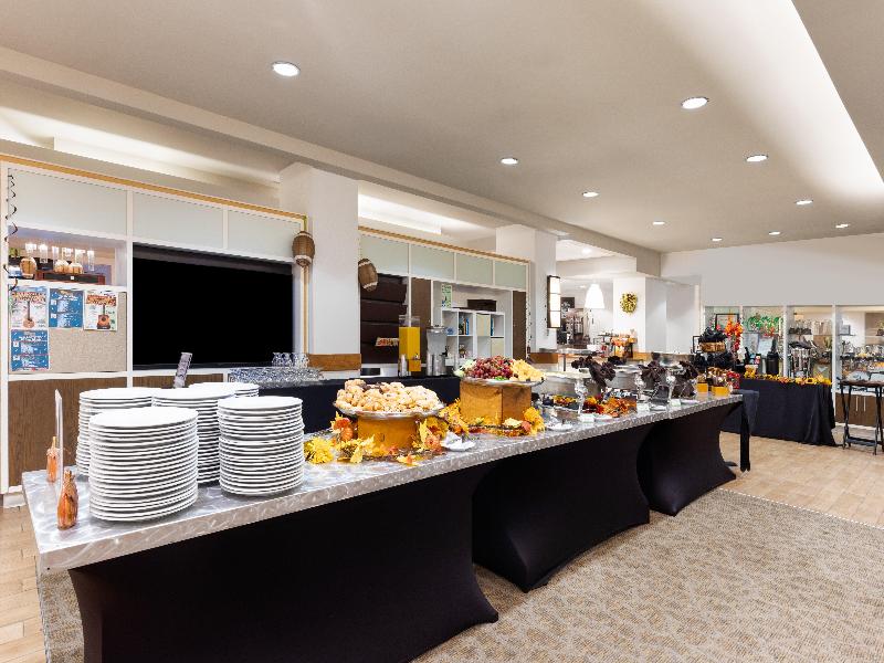 Holiday Inn Nashville-Vanderbilt (Dwtn) image