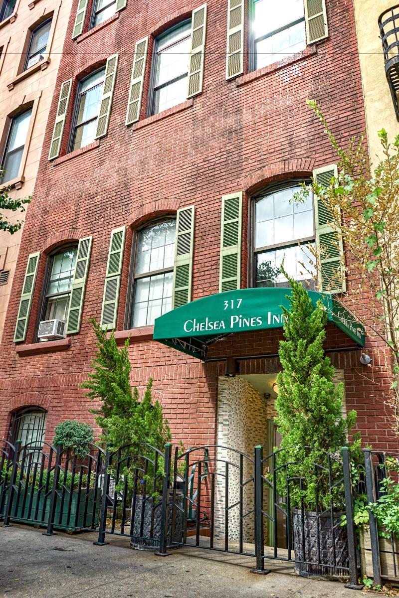 Chelsea Pines Inn image