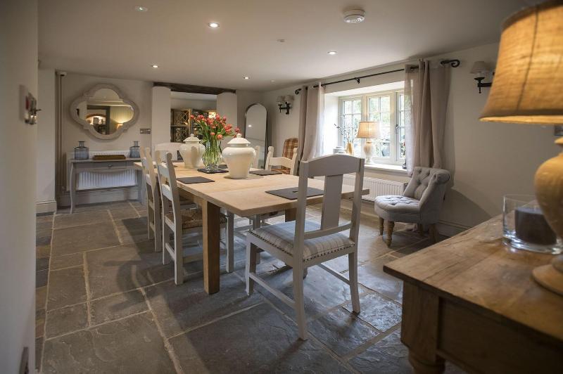 Holly Lodge image
