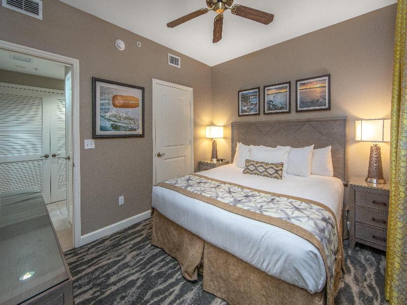 Holiday Inn Club Vacations Sunset Cove Resort image