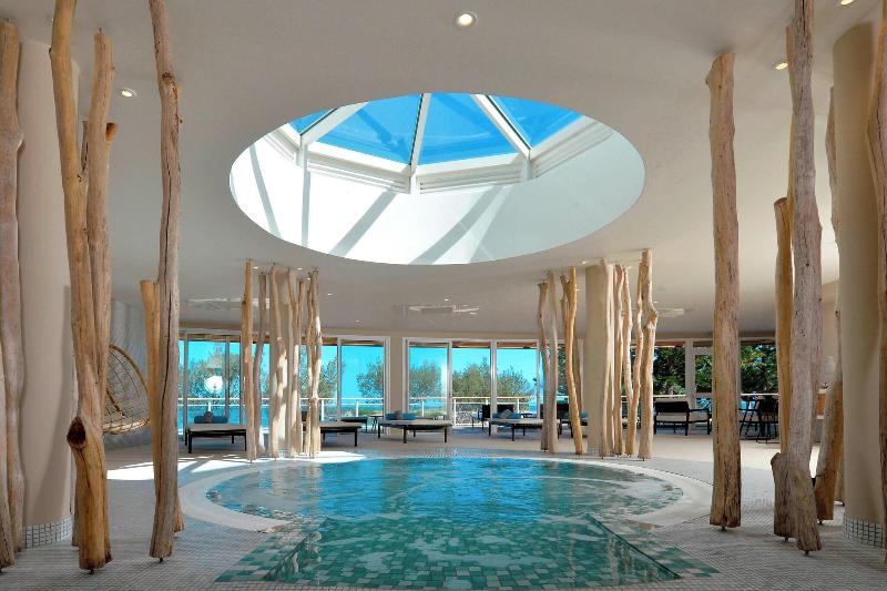 Le Meridien Noumea image