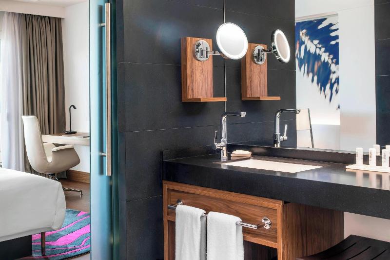 Le Meridien Noumea image