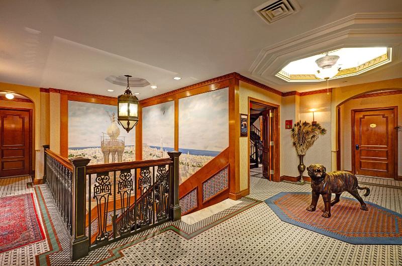 Casablanca Hotel by Library Hotel Collection image