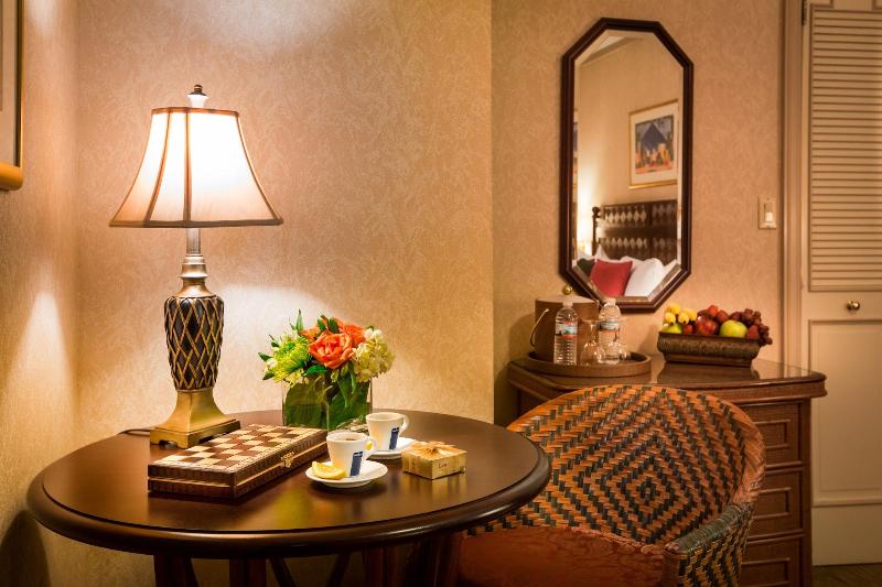 Casablanca Hotel by Library Hotel Collection image