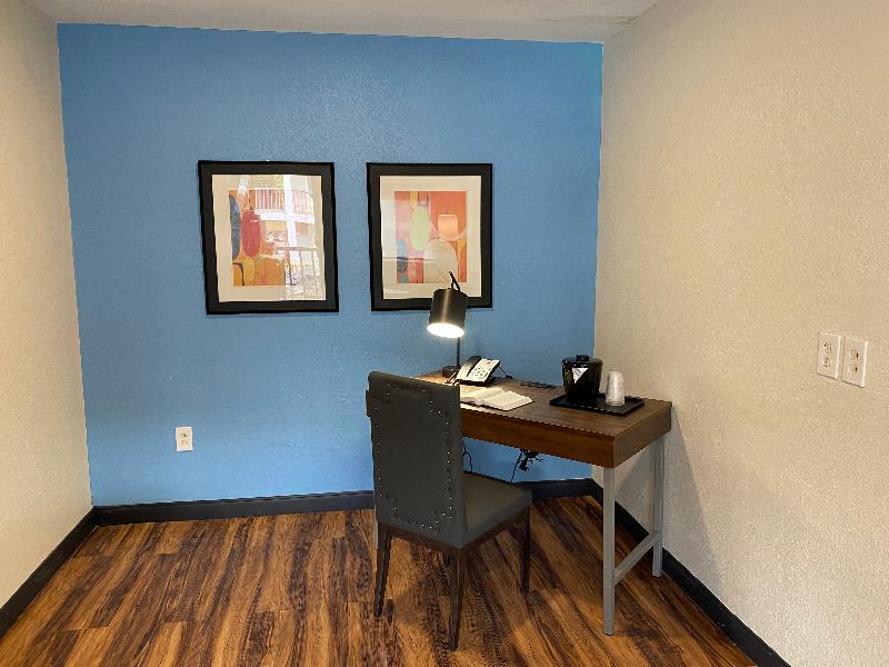 Red Lion Inn & Suites Nashville Airport (Closed) image