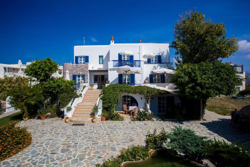Athina Studios & Suites Naxos