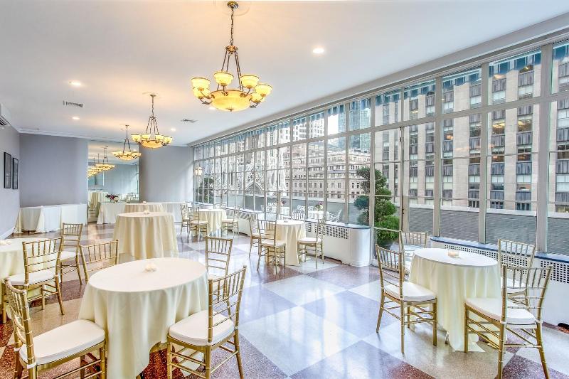 3 West Club image