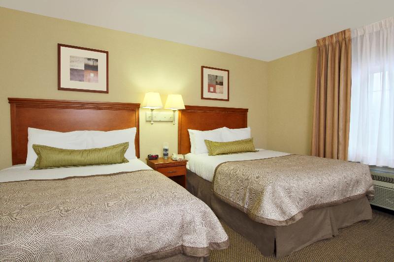 Candlewood Suites Norfolk Airport 4