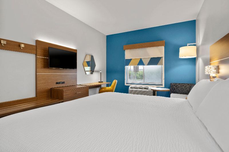 Holiday Inn Express & Suites West Coxsackie image