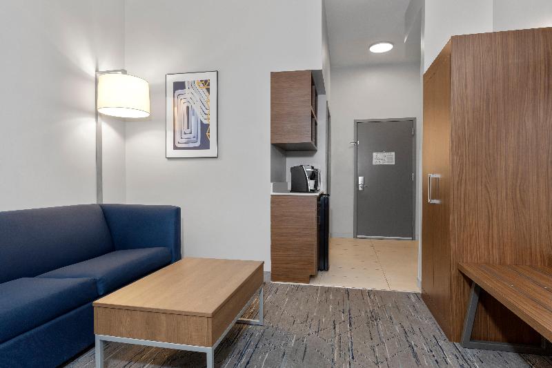 Holiday Inn Express & Suites West Coxsackie image