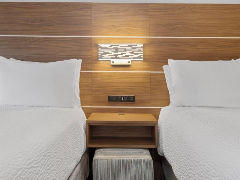 Holiday Inn Express & Suites West Coxsackie image