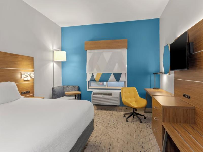 Holiday Inn Express & Suites West Coxsackie image