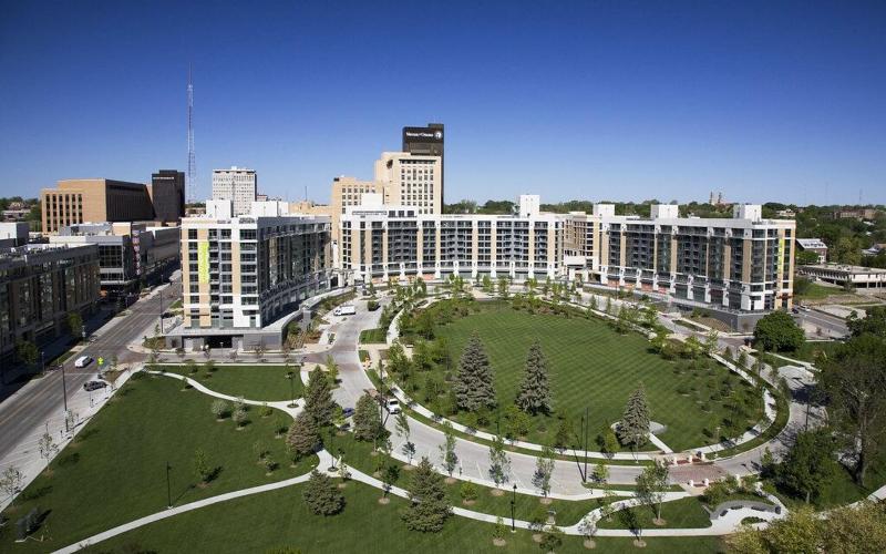 Element Omaha Midtown Crossing image