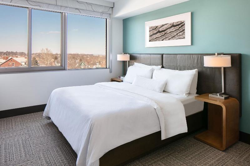 Element Omaha Midtown Crossing image
