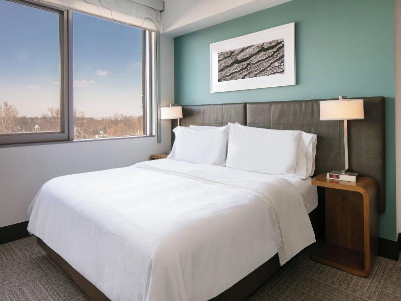Element Omaha Midtown Crossing image