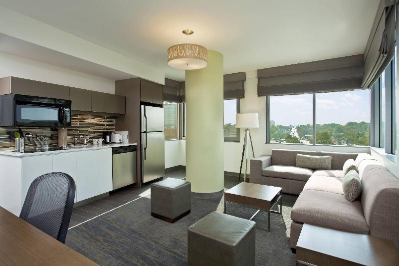 Element Omaha Midtown Crossing image