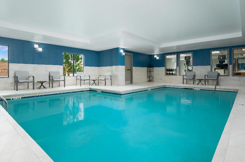Holiday Inn Express Hotel & Suites Newport South image