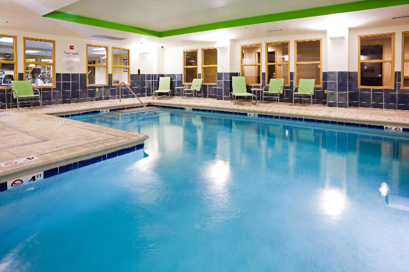 Holiday Inn Express Hotel & Suites Newport South image