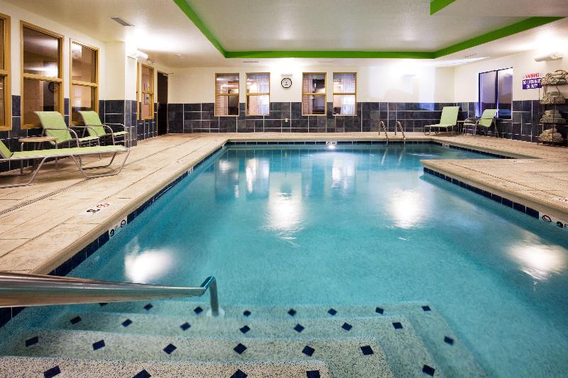 Holiday Inn Express Hotel & Suites Newport South image